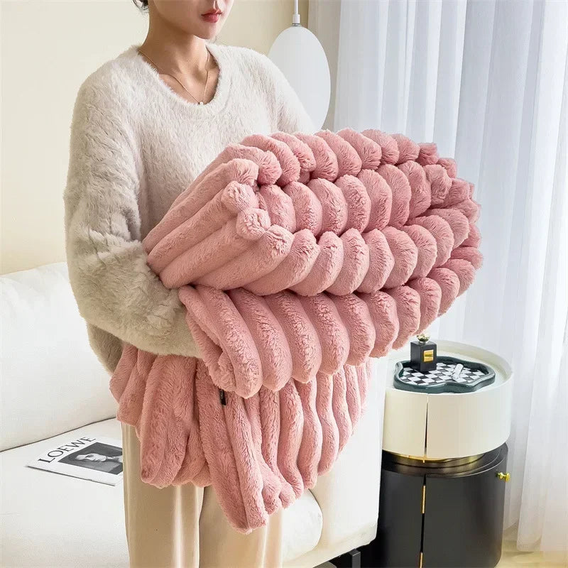 Imitation Lambswool Fleece Blanket for Sofa and Bed Use