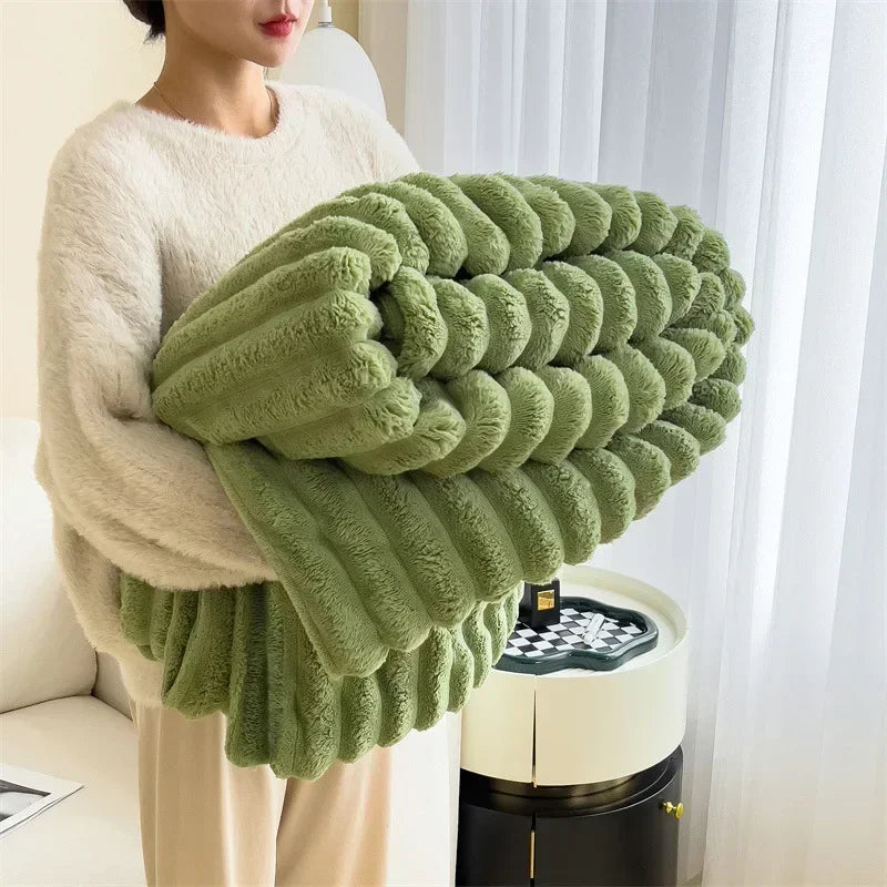 Imitation Lambswool Fleece Blanket for Sofa and Bed Use