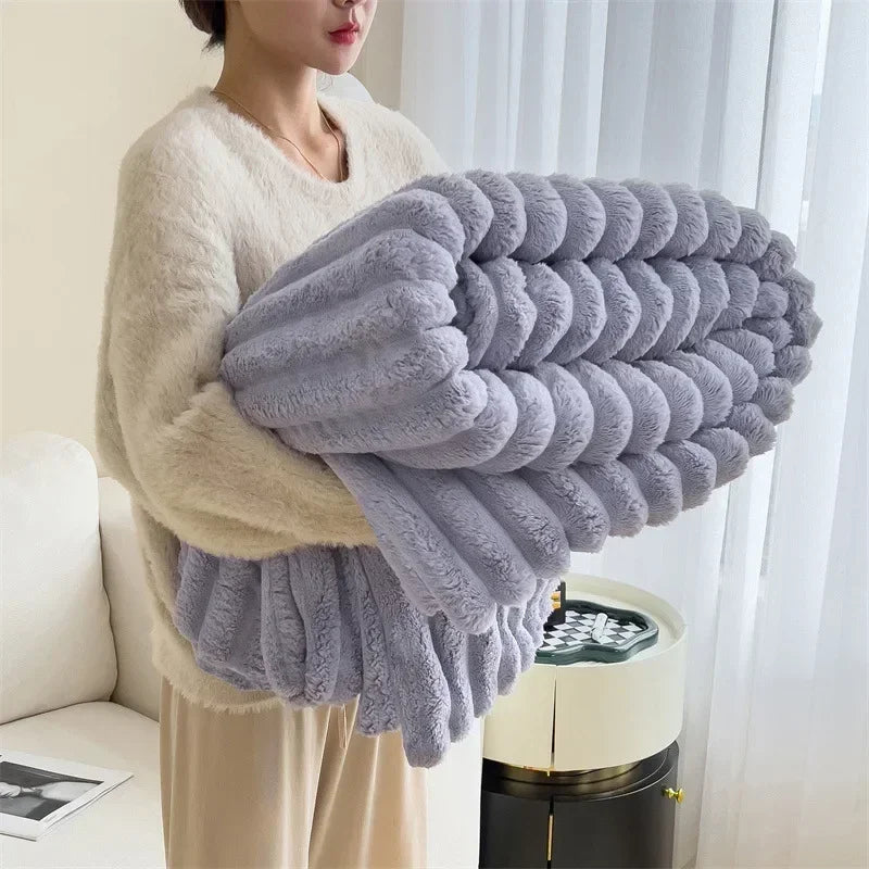 Imitation Lambswool Fleece Blanket for Sofa and Bed Use