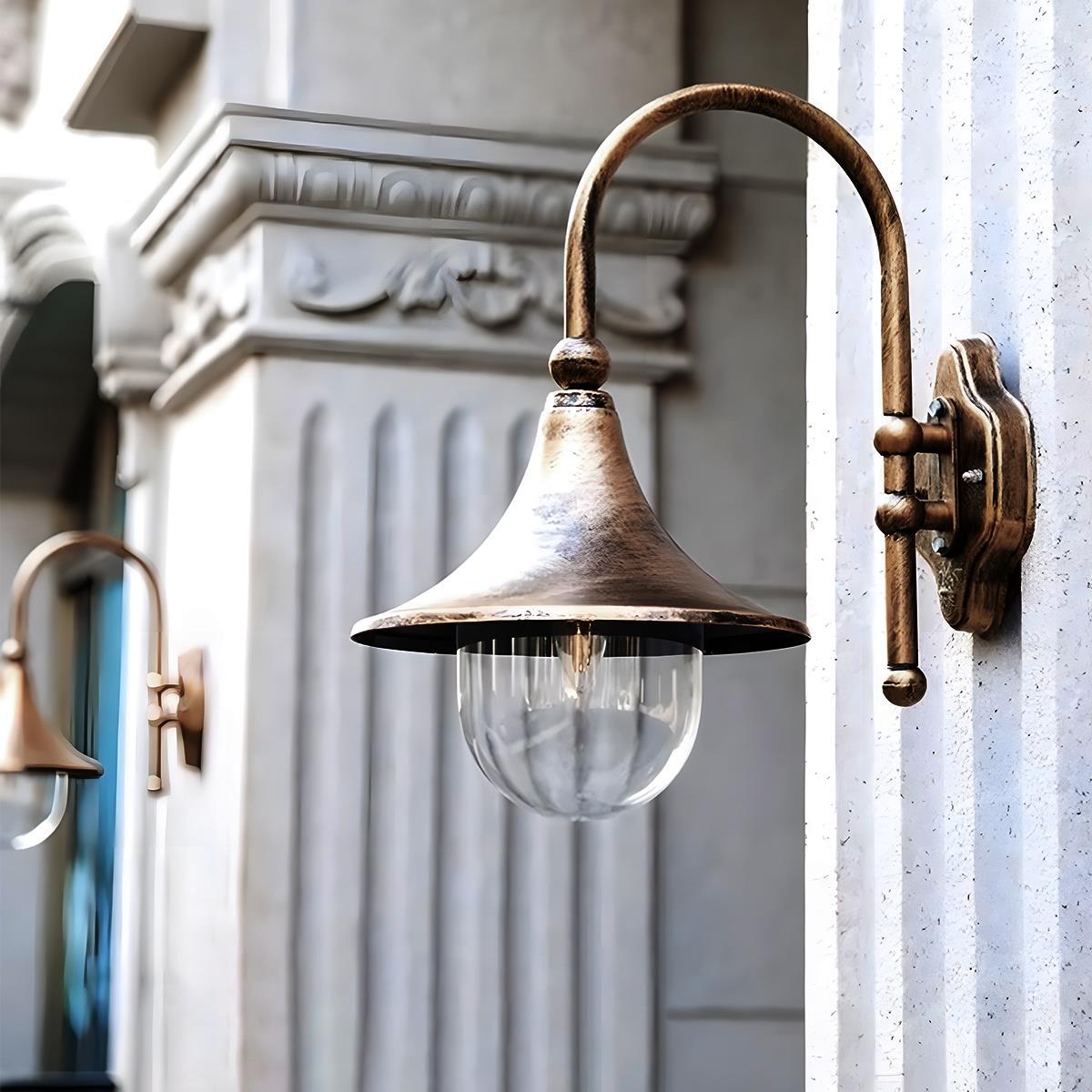 Horn Shaped Outdoor Wall Light with E27 LED Bulb