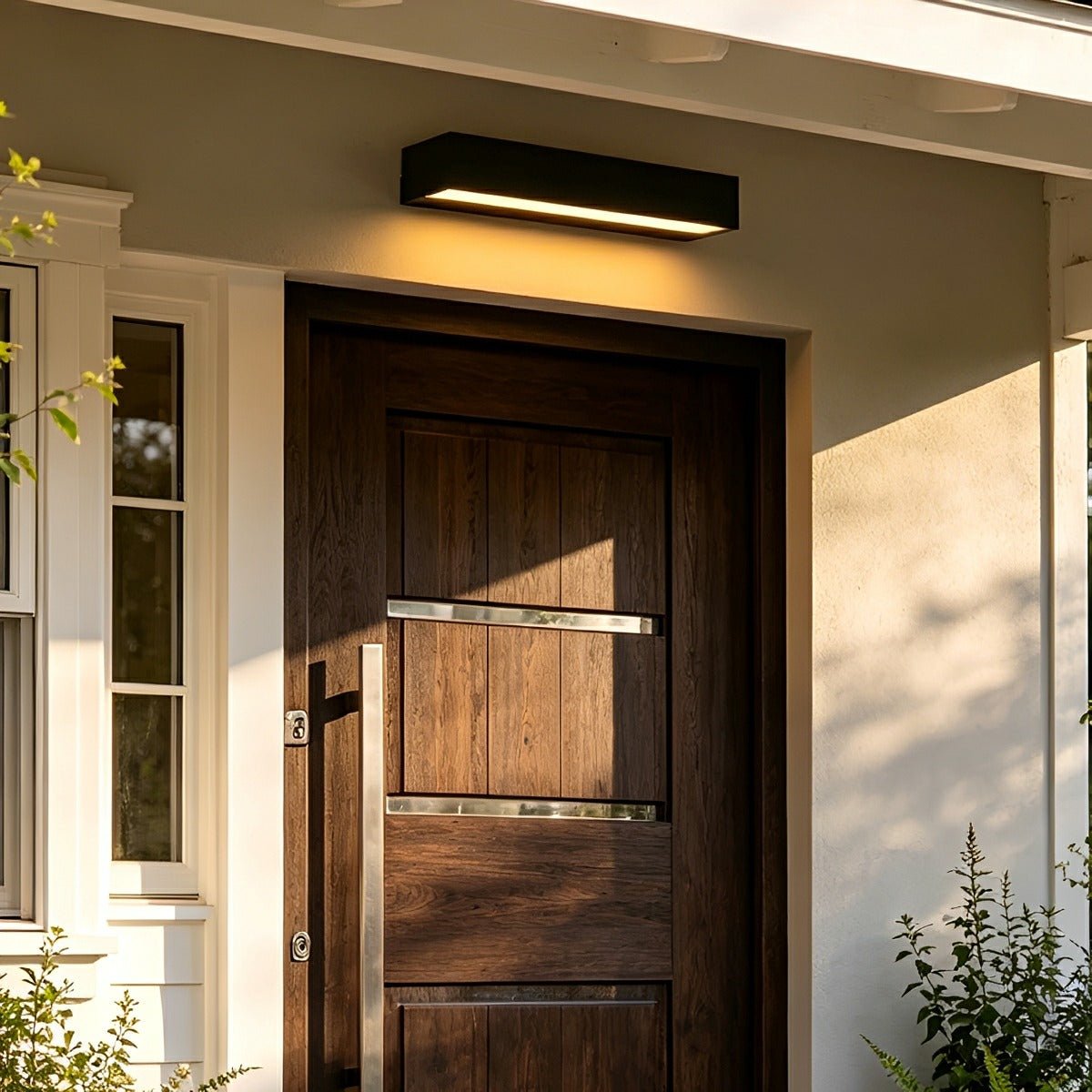 IP65 Outdoor Wall Light with LED Acrylic Aluminium Fixture