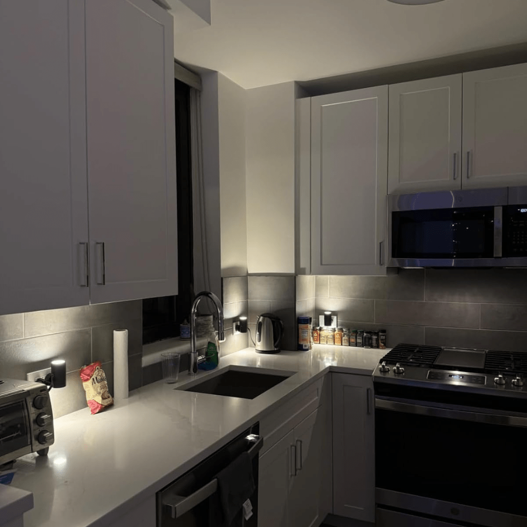 LED Wall Lamp with Plug In Connection and Two Working Modes