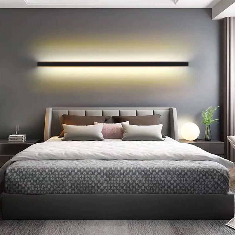 Linear LED Wall Light with Metal and Acrylic Materials
