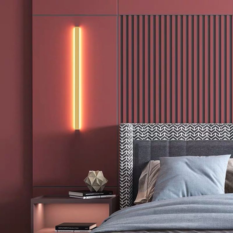 Linear LED Wall Light with Metal and Acrylic Materials