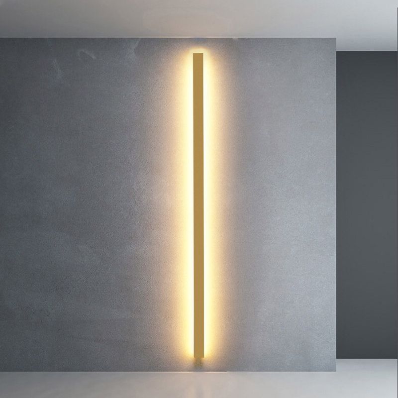 Linear LED Wall Light with Metal and Acrylic Materials