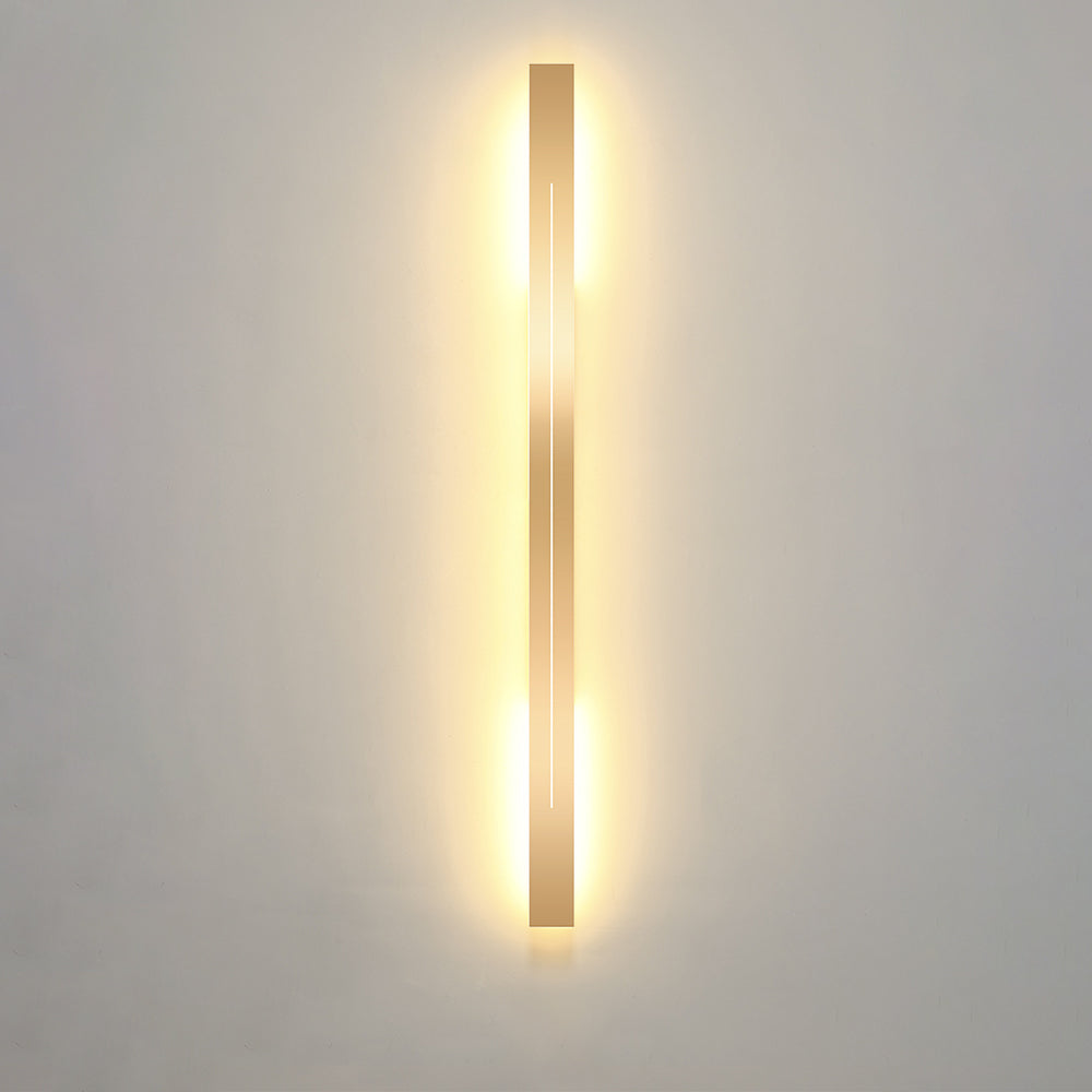 Metal Acrylic LED Wall Light with SMD Base and IP20 Rating