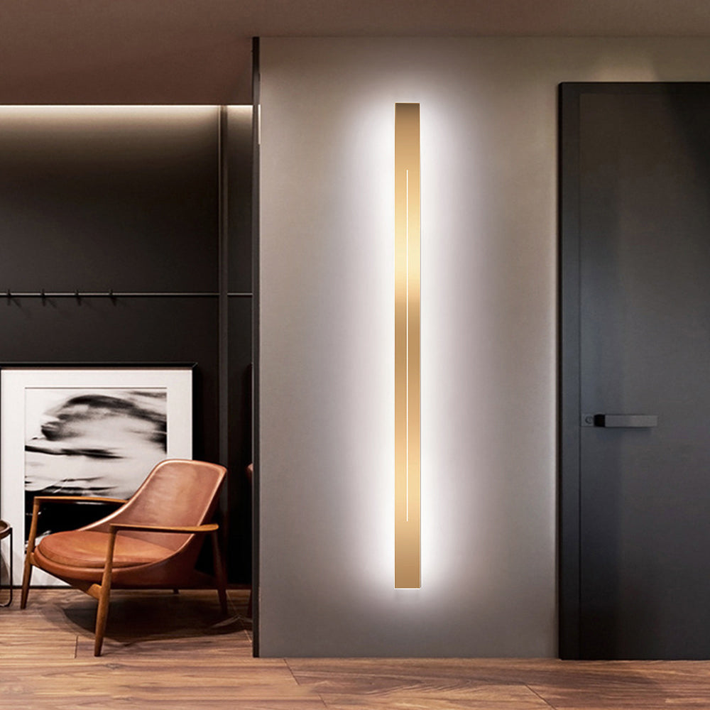Metal Acrylic LED Wall Light with SMD Base and IP20 Rating