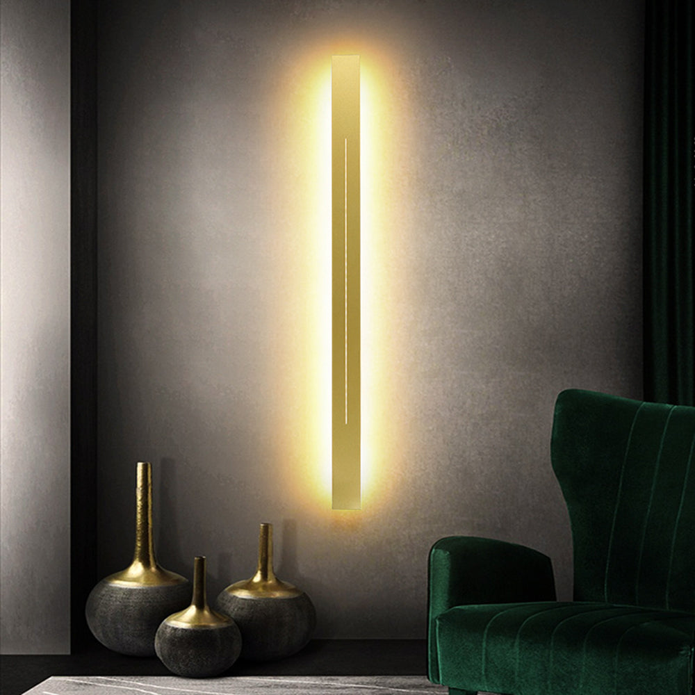 Metal Acrylic LED Wall Light with SMD Base and IP20 Rating