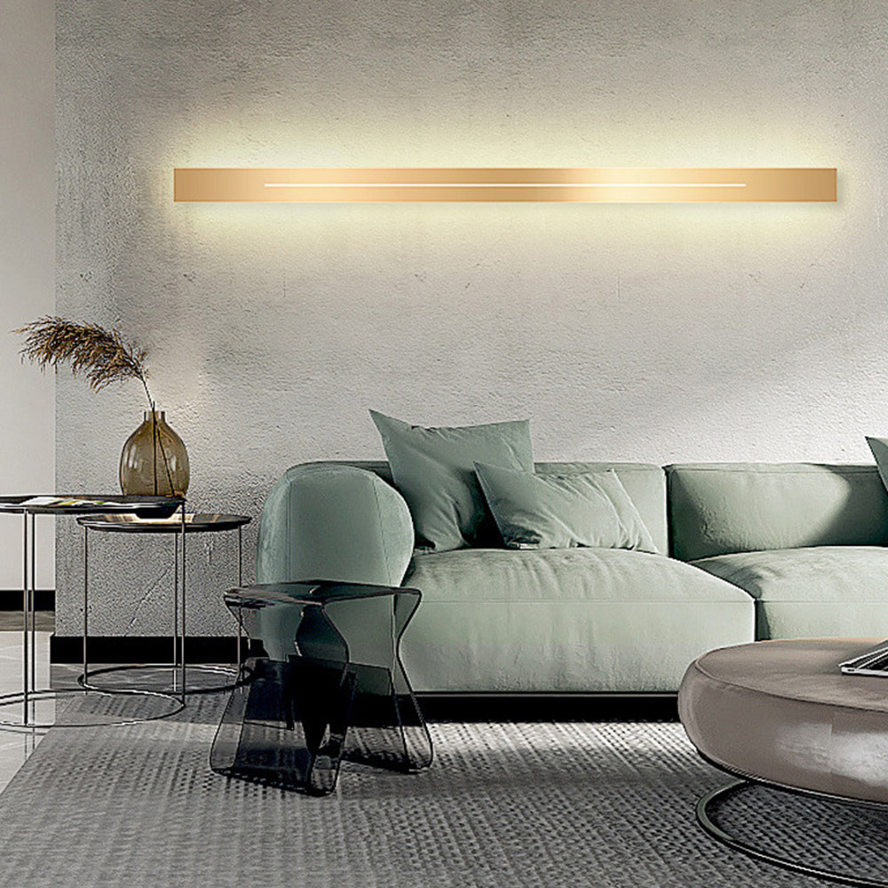 Metal Acrylic LED Wall Light with SMD Base and IP20 Rating