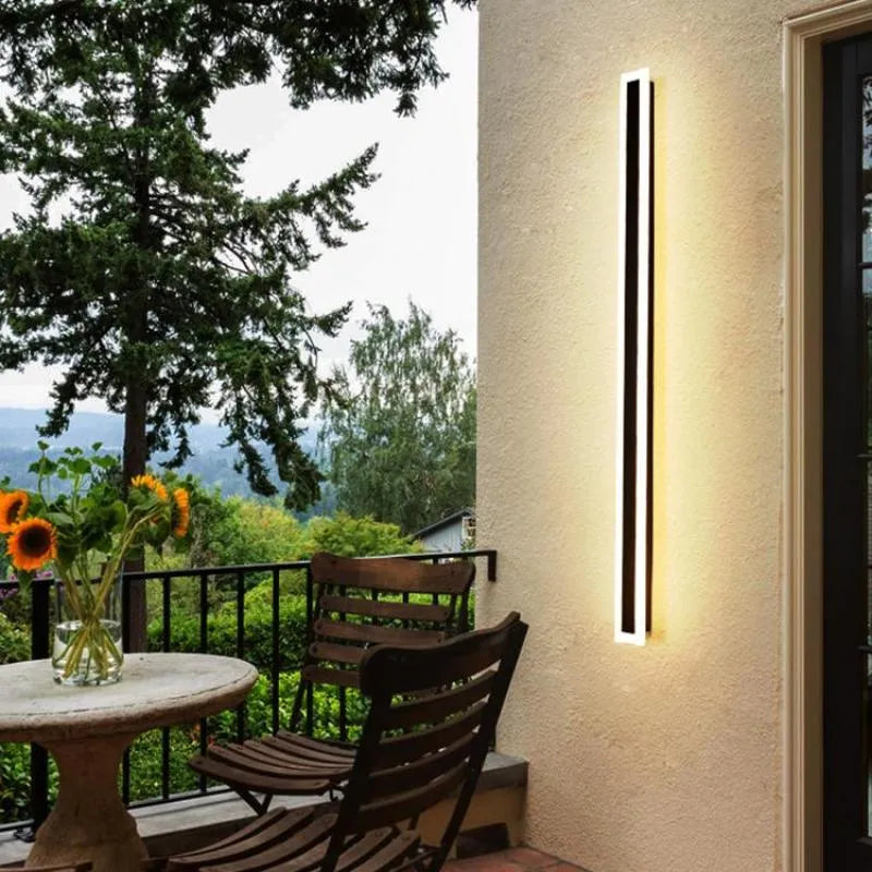 Metal Acrylic Outdoor Wall Light with SMD LED Base
