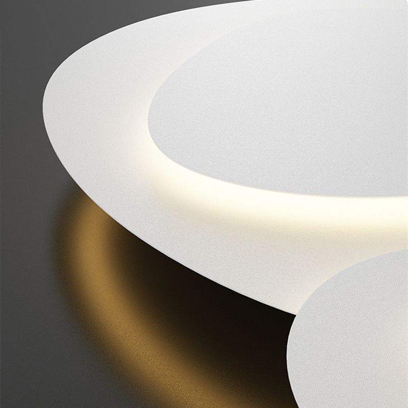 Metal LED Ceiling Light with SMD Base and Three Bulbs