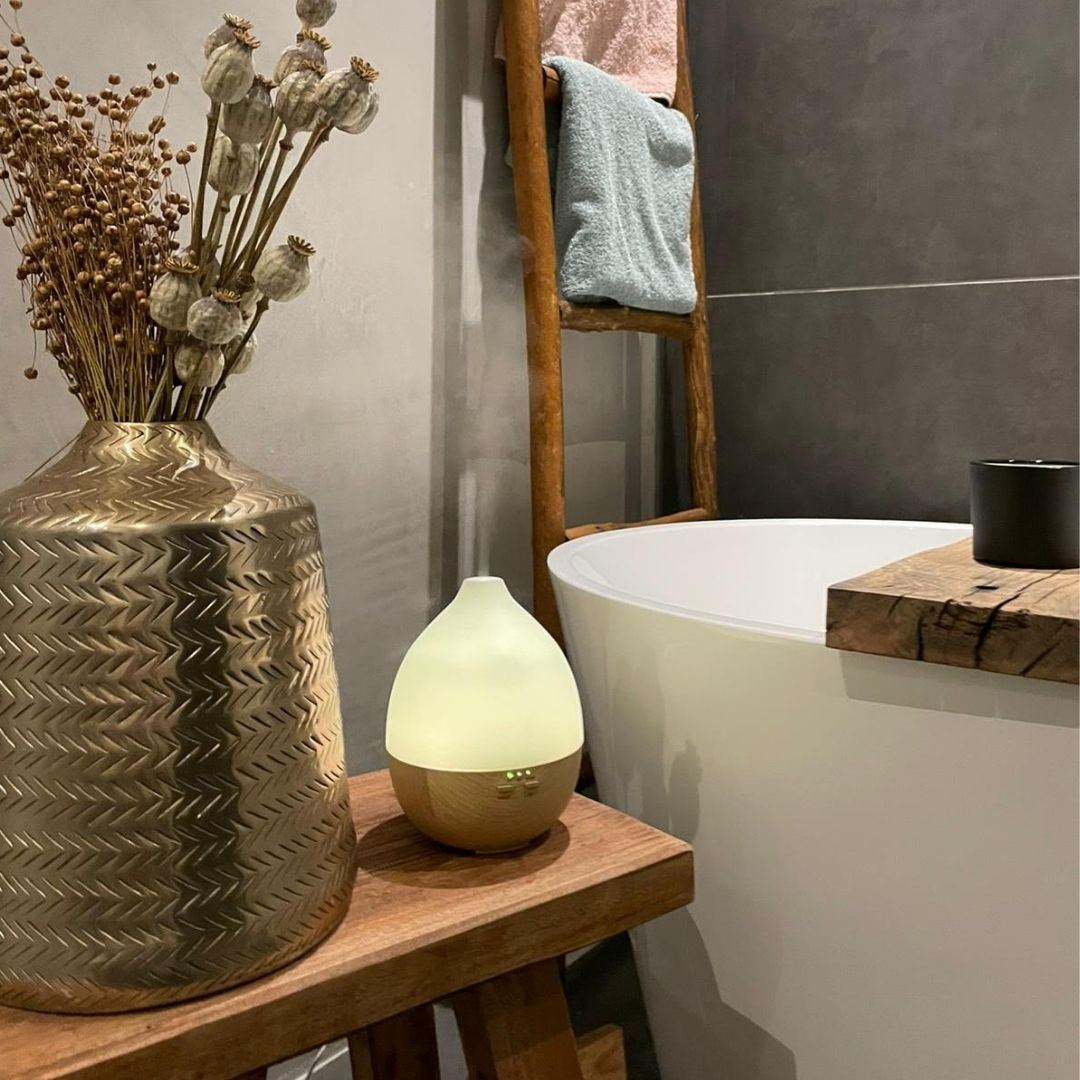 Wood Finish Aroma Diffuser Ultrasonic with LED Light