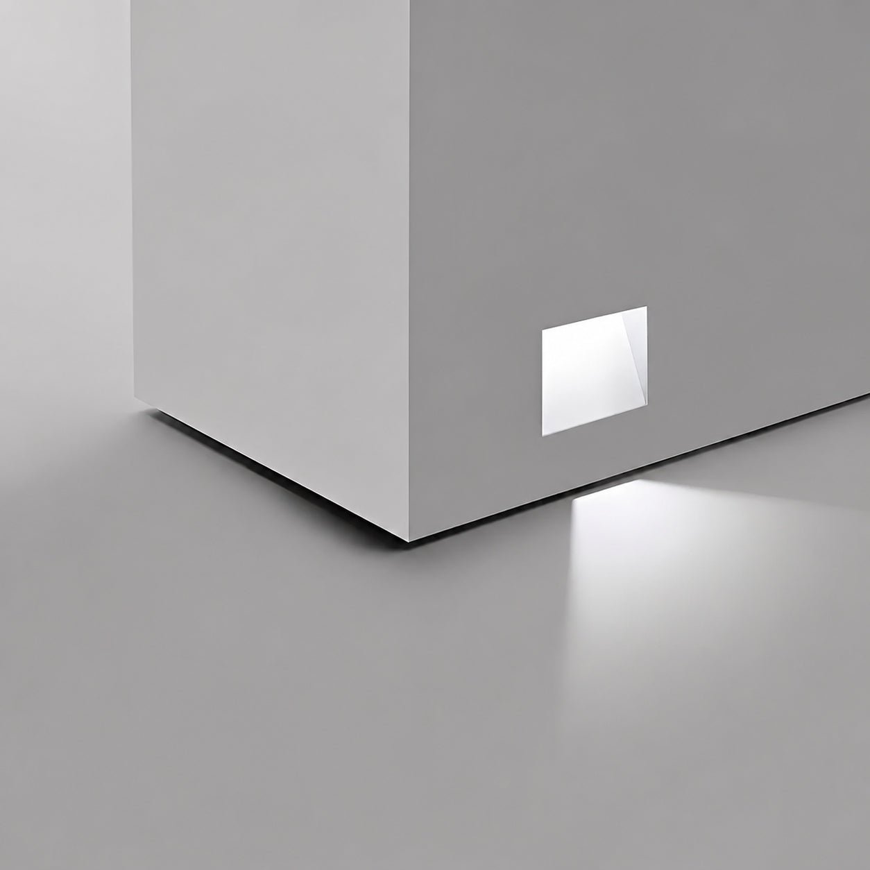 White Aluminium Indoor LED Step Light with Motion Sensor