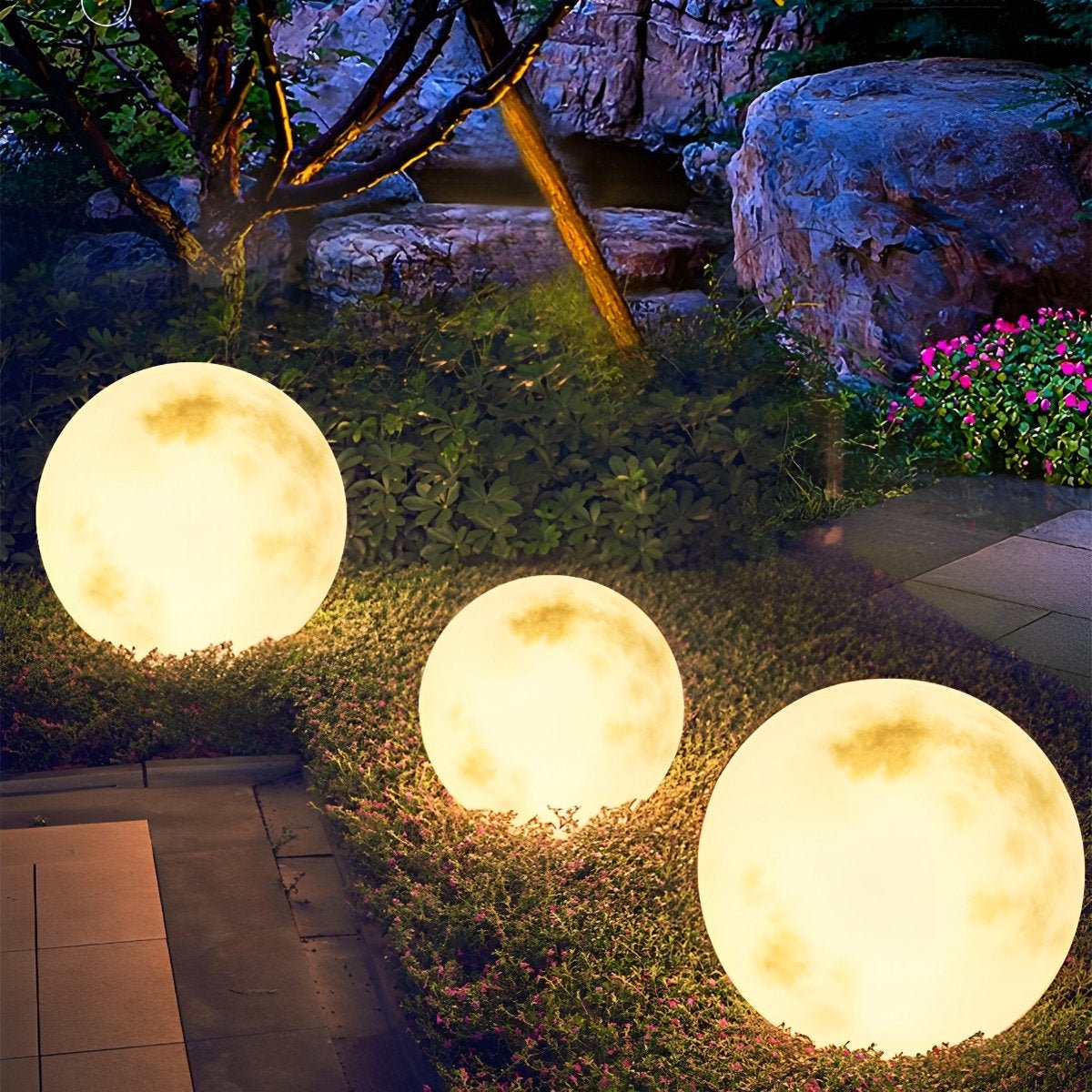 Moon Ball Outdoor Landscape Light with LED Solar Power