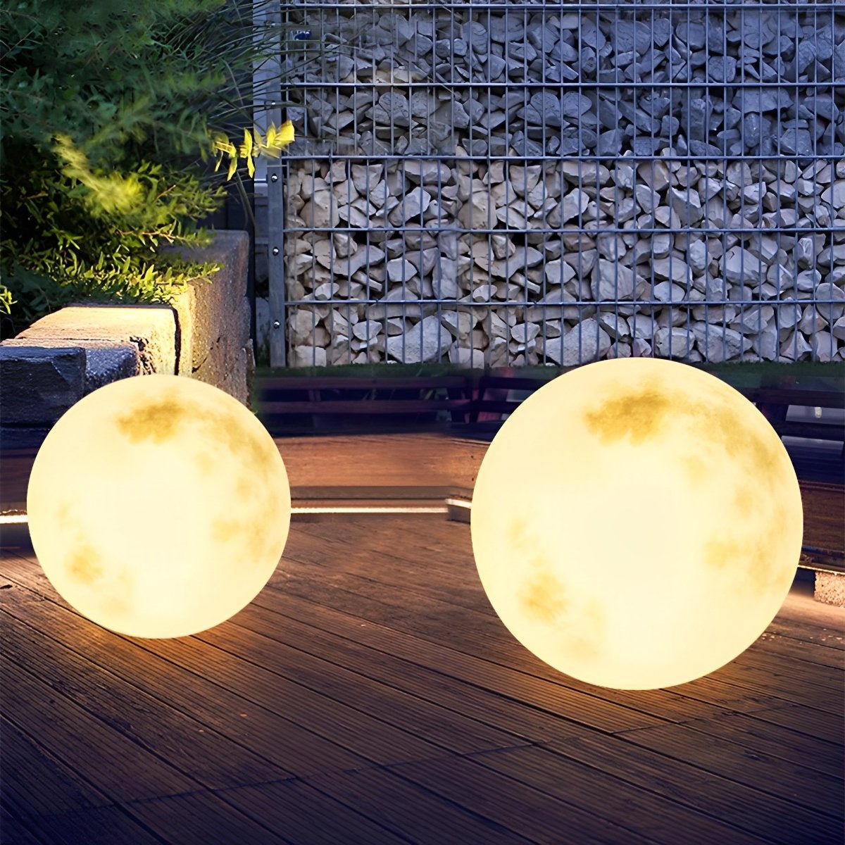 Moon Ball Outdoor Landscape Light with LED Solar Power